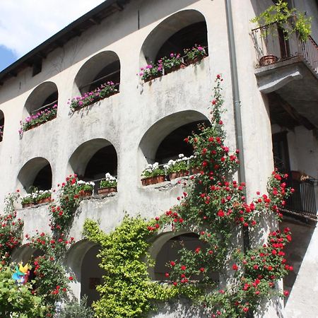 Affittacamere Casa Archi Losone Exterior foto