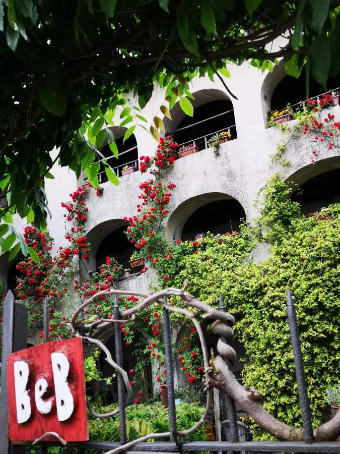 Affittacamere Casa Archi Losone Exterior foto